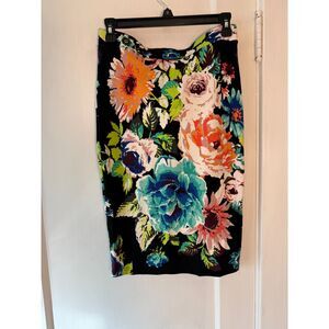H&M Floral Knit Pencil Skirt